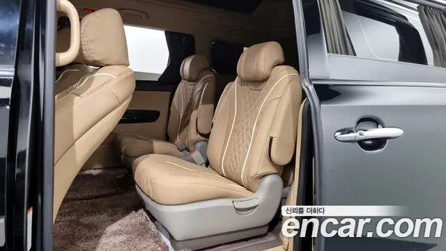 Kia The New Carnival 2018 Черный из Кореи, фото 2