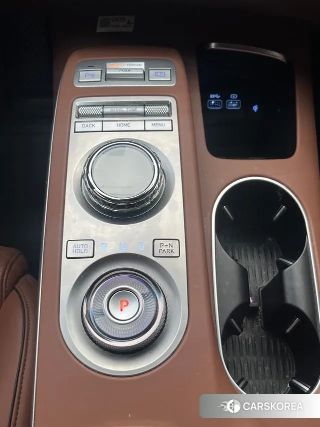 Genesis GV70 2023 Белый из Кореи, фото 2