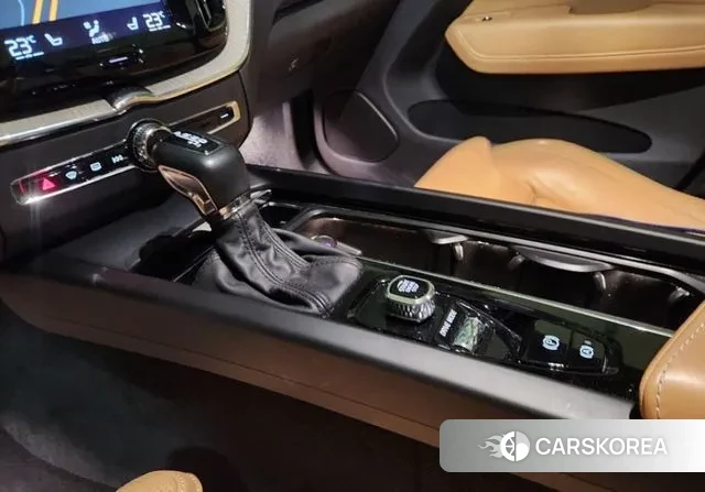 Volvo XC60 second Generation 2020 Синий из Кореи, фото 2