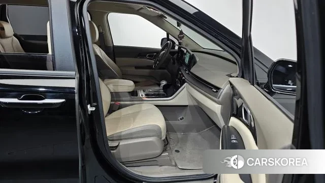 Kia Carnival 4th generation 2022 Черный из Кореи, фото 2