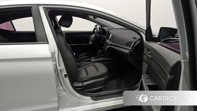 Hyundai Avante AD 2018 Серебряный из Кореи, фото 2