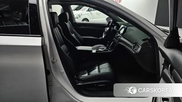 Honda Accord 10th Generation 2019 Белый из Кореи, фото 2