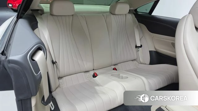 Mercedes-Benz E-Class W213 2021 Белый из Кореи, фото 2