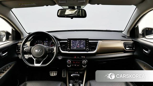 Kia Stonic 2018 Белый из Кореи, фото 2