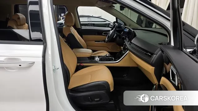 Kia Carnival 4th generation 2022 Белый из Кореи, фото 2