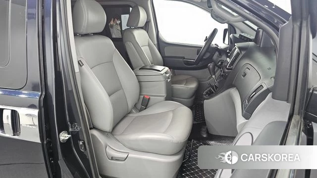 Hyundai The New Grand Starex 2020 Черный из Кореи, фото 2