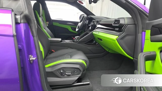 Lamborghini Urus 2023 Фиолетовый из Кореи, фото 2
