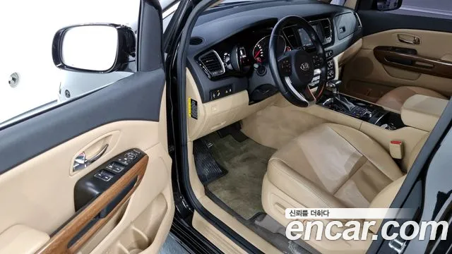 Kia All New Carnival 2018 Черный из Кореи, фото 2