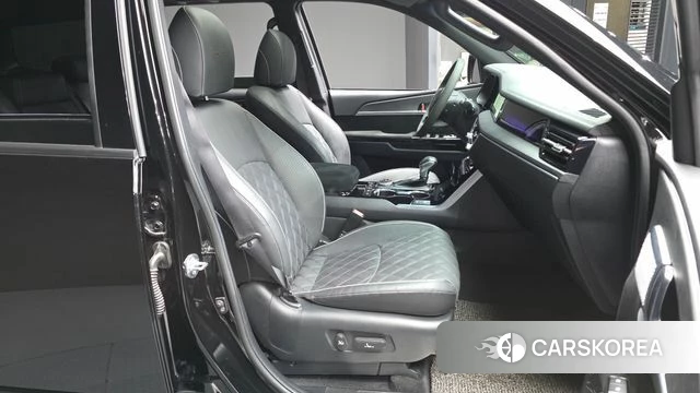 Kia Mohave Master 2023 Черный из Кореи, фото 2