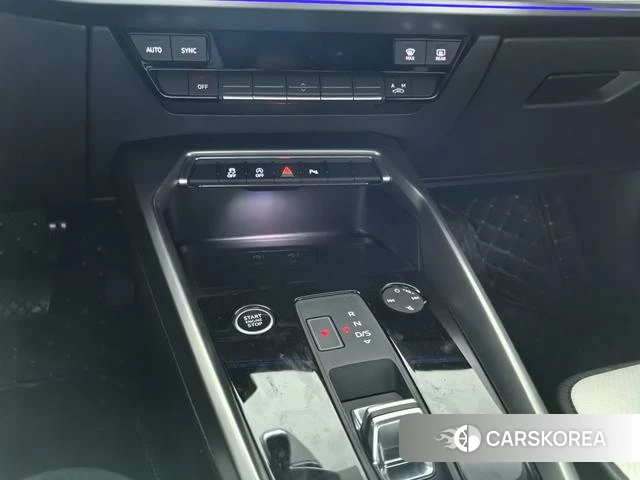 Audi A3 2024 Темно-серый из Китая, фото 2