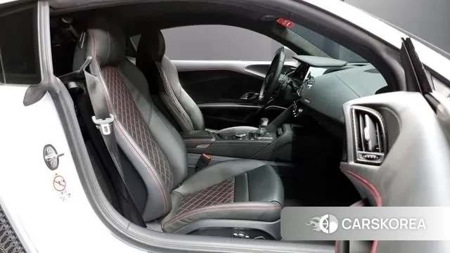 Audi R8 (4S) 2021 Белый из Кореи, фото 2