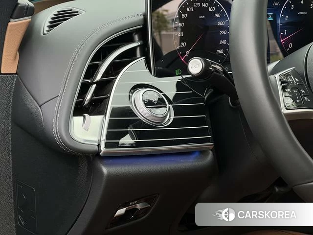 Mercedes-Benz E-class 2024 Черный из Китая, фото 2