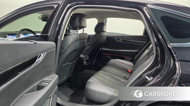 Genesis G80 (RG3) 2024 Черный из Кореи, фото 2
