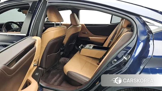 Lexus ES300h 7th generation 2020 Синий из Кореи, фото 2