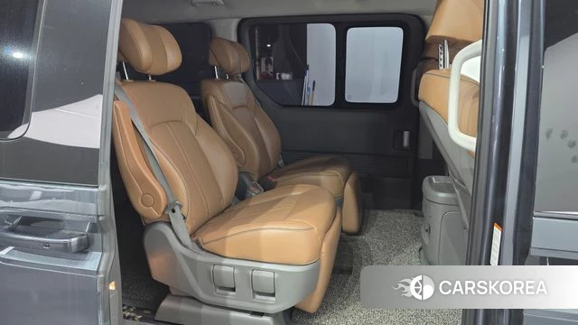 Hyundai Staria 2021 Серый из Кореи, фото 2