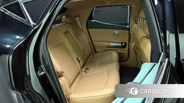 Genesis GV60 2022 Черный из Кореи, фото 2