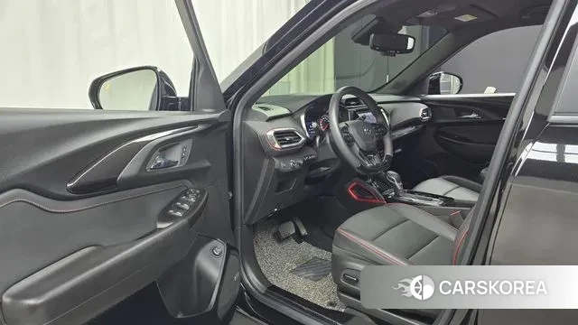 Chevrolet (GM Daewoo) Trailblazer 2022 Черный из Кореи, фото 2