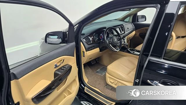 Kia The New Carnival 2018 Черный из Кореи, фото 2