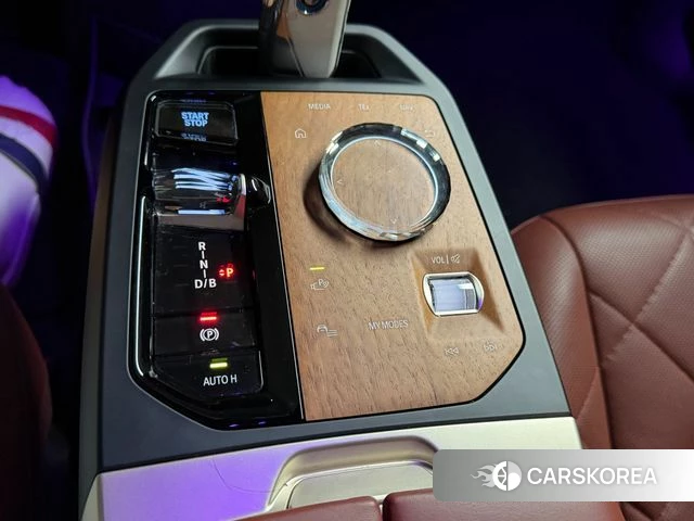 BMW iX 2021 Белый из Кореи, фото 2
