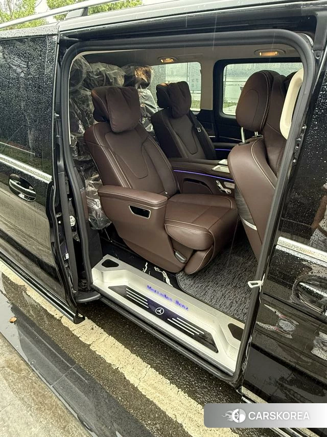 Mercedes-Benz V-class 2024 Черный из Китая, фото 2