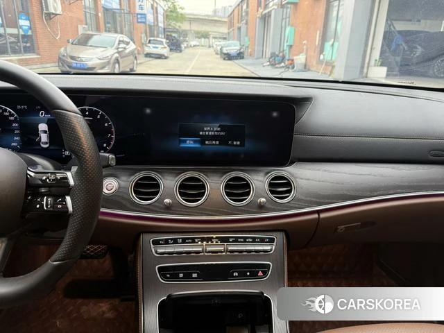 Mercedes-Benz E-class 2022 Черный из Китая, фото 2