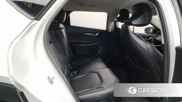 Kia EV6 2022 Белый из Кореи, фото 2