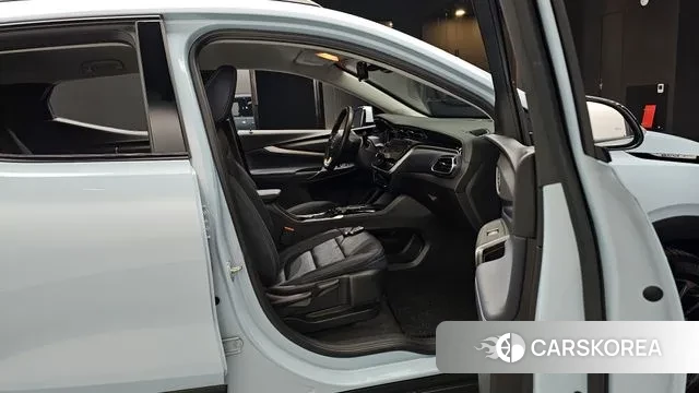 Chevrolet (GM Daewoo) Bolt EUV 2022 Небесно-голубой из Кореи, фото 2