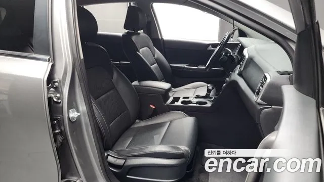 Kia Sportage The Bold 2020 Серебристо-серый из Кореи, фото 2