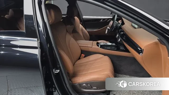 Genesis G80 (RG3) 2022 Черный из Кореи, фото 2