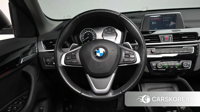 BMW X1 (F48) 2019 Белый из Кореи, фото 2