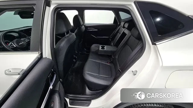 Kia Seltos 2021 Белый из Кореи, фото 2