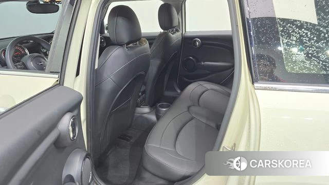 Mini Cooper 2020 Жемчужный цвет из Кореи, фото 2