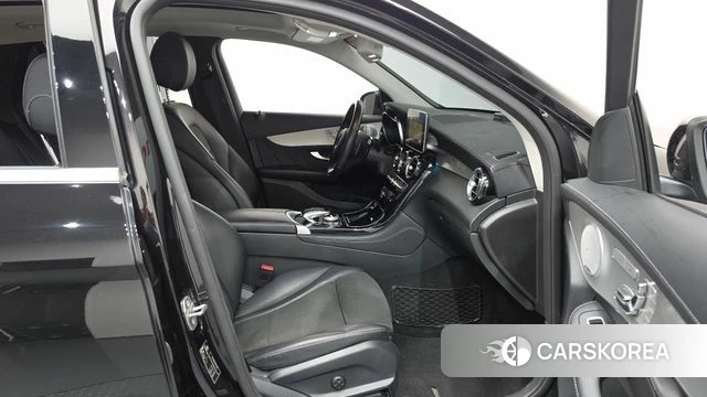 Mercedes-Benz GLC-Class X253 2019 Черный из Кореи, фото 2