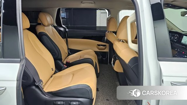 Kia Carnival 4th generation 2023 Белый из Кореи, фото 2