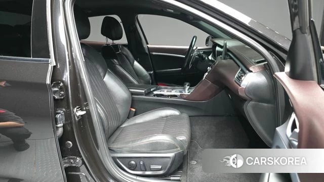 Genesis G70 2018 Черный из Кореи, фото 2