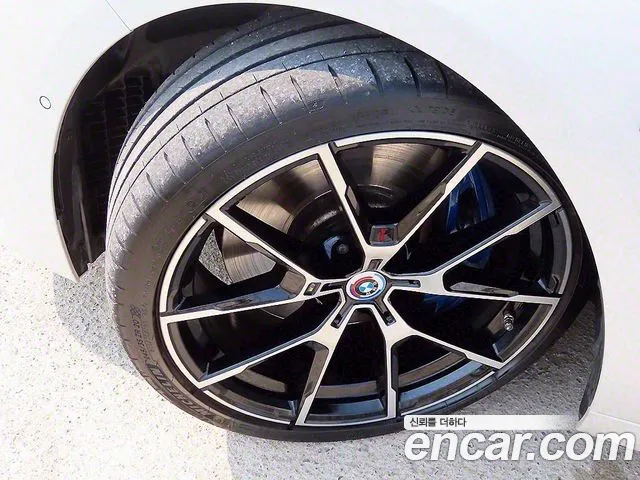 BMW 8 Series (G15) id 2730432 из Кореи 2