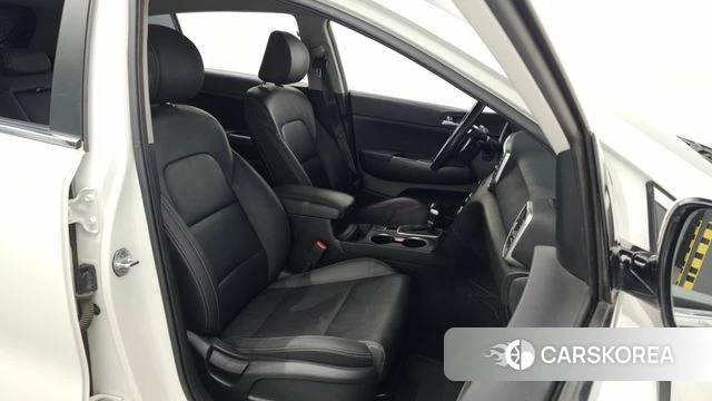 Kia Sportage The Bold 2021 Белый из Кореи, фото 2