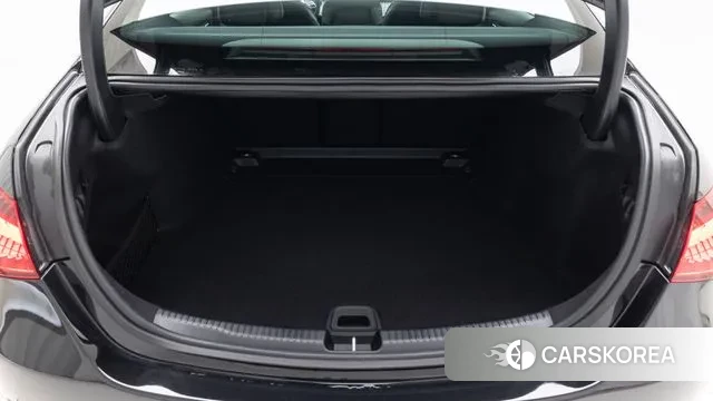 Mercedes-Benz C-Class W206 2025 Черный из Кореи, фото 2