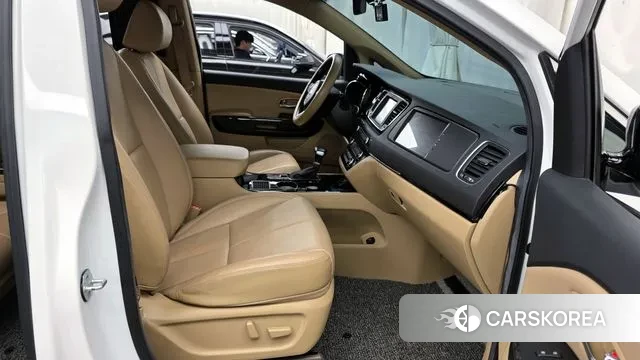 Kia The New Carnival 2020 Белый из Кореи, фото 2