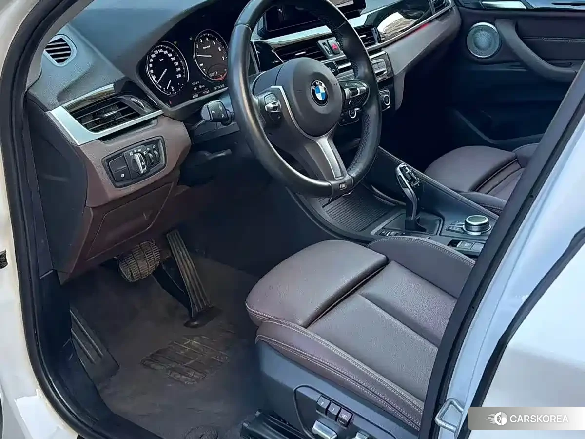 BMW X1 2021 Белый из Китая, фото 2