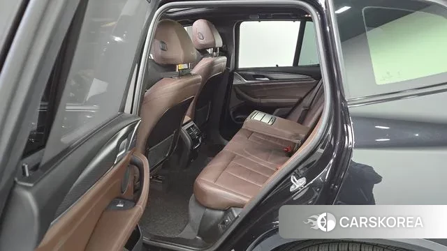 BMW X3 (G01) 2023 Черный из Кореи, фото 2