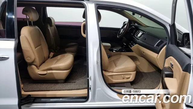 Kia The New Carnival id 2690622 из Кореи 2