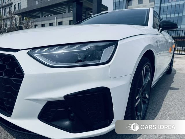 Audi A4L 2023 Белый из Китая, фото 2