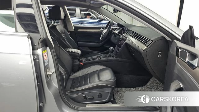 Volkswagen Arteon 2020 Серебряный из Кореи, фото 2