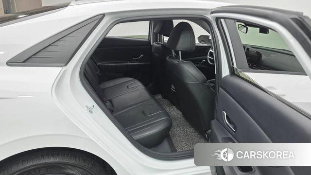Hyundai Avante (CN7) 2023 Белый из Кореи, фото 2