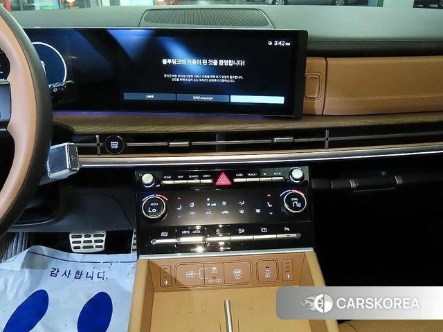 Hyundai Santa Fe (MX5) 2024 Черный из Кореи, фото 2