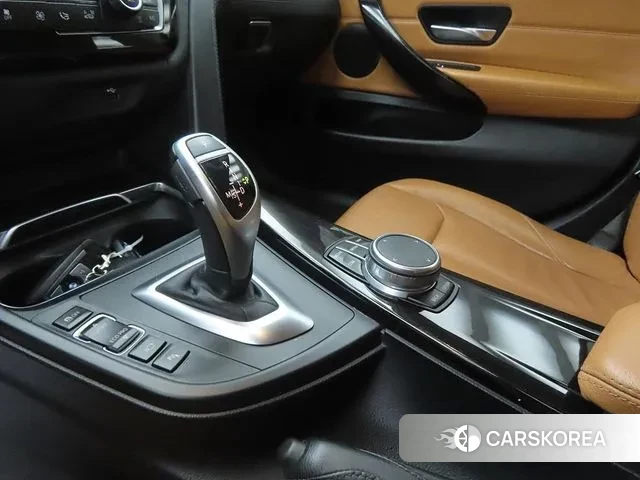 BMW 4 Series (F32) 2018 Черный из Кореи, фото 2