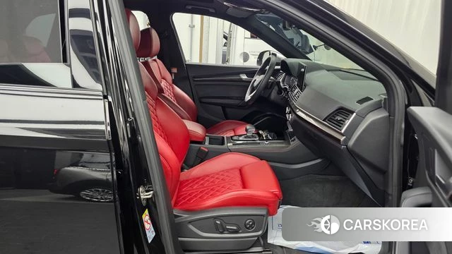 Audi SQ5 (FY) 2023 Черный из Кореи, фото 2