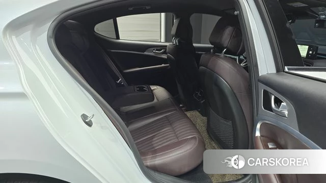 Genesis The New G70 2022 Белый из Кореи, фото 2