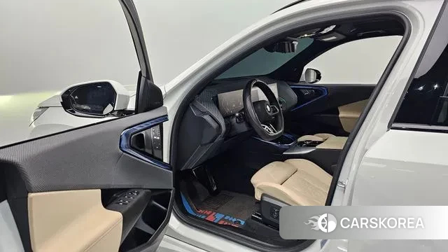 BMW X3 (G45) 2024 Белый из Кореи, фото 2